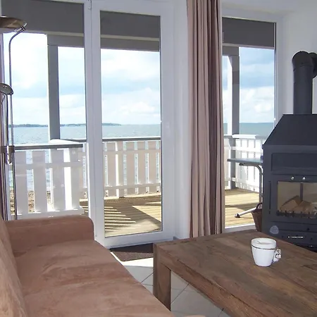 Mitteldeck 493 Apartment